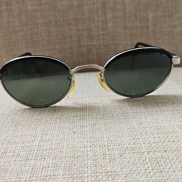 Vintage Nine West Women Sunglasses Black/SIlver Frame Eye Wear Shades main image 5